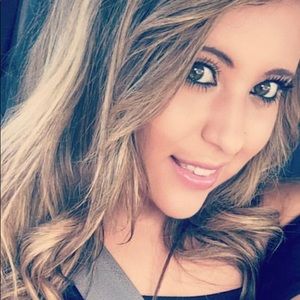 Meet your Posher, Marisol